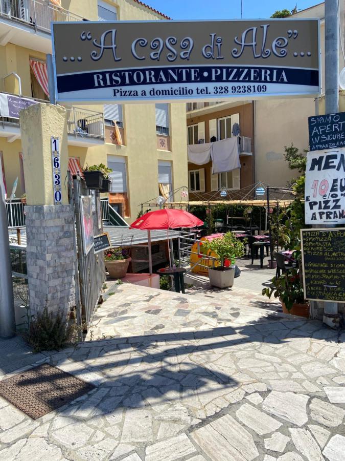 Piccolo Hotel Di Lavagna Exterior photo
